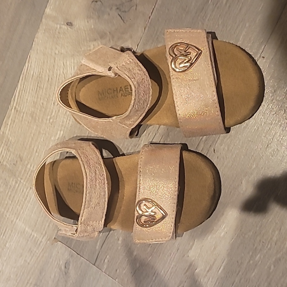 Michael Kors Baby/Kid/Toddler Shimmer Pink Sandals Size 8 Girls